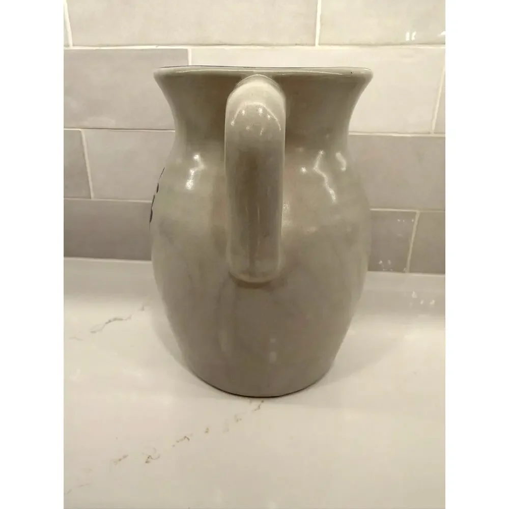 Vintage‎ Pfaltzgraff Yorktowne Stoneware Large Pitcher